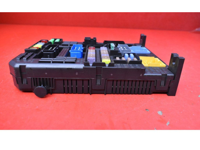 Блок предохранителей  9832881080, 9832881080   Peugeot 2008 I    