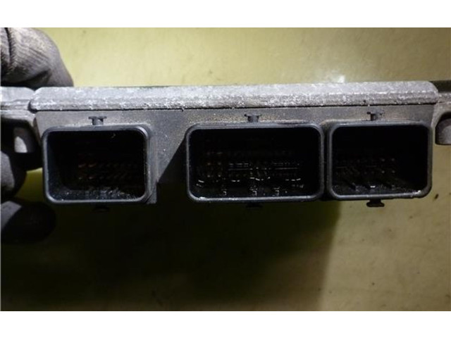Блок управления двигателем Блок управления 281010592, 9642014880   Peugeot 306