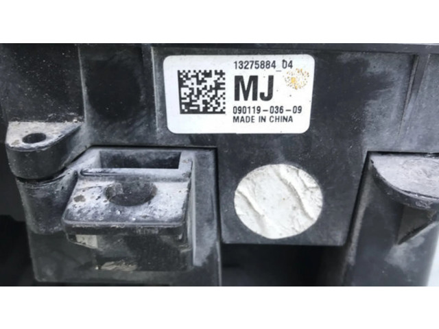 Блок предохранителей  13275884   Opel Insignia A    