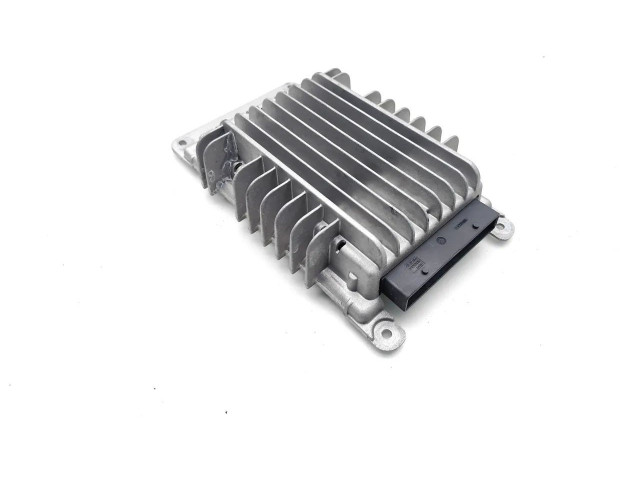 Форсунка 8P3035223B Audi A3 S3 8P BSE