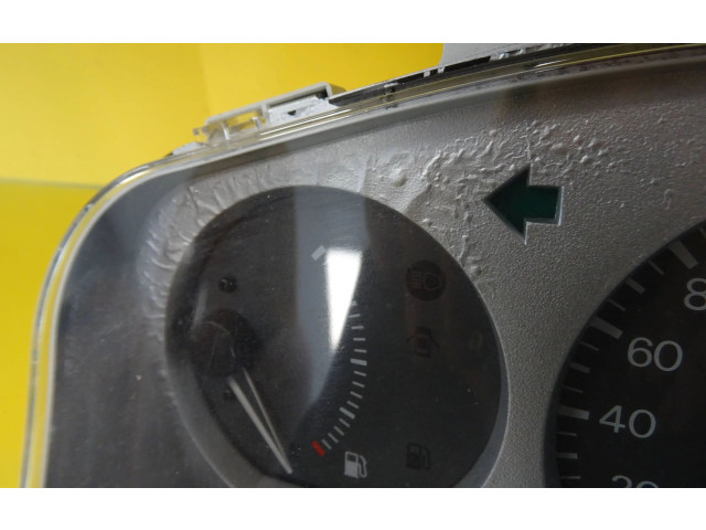 Přístrojová deska Mitsubishi Colt 1996 MR233049