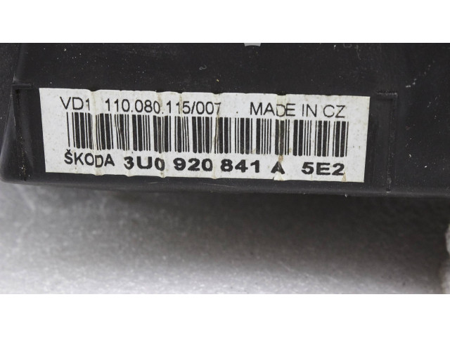 Панель приборов 3u0920841a, 110080115 Skoda Superb B5 (3U)