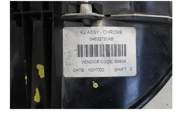 Панель приборов 04832731AB   Jeep Cherokee III KJ       