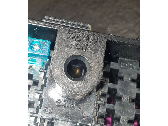 Pojistková skříňka 7H0937617 Volkswagen Transporter - Caravelle T5 2005