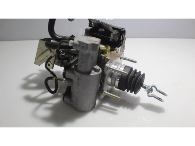 Jednotka ABS Toyota Yaris 2015