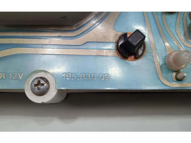 Přístrojová deska Nissan Patrol 160 19583009