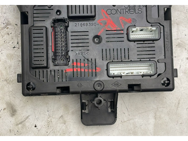 Блок комфорта 8200652285--A, 8200652285--A   Renault Clio III   