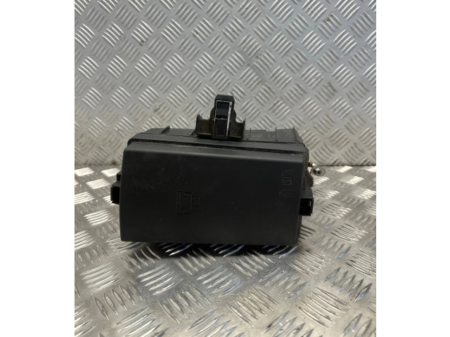 Блок предохранителей 5Q0907361B   Skoda Octavia Mk3 (5E)    