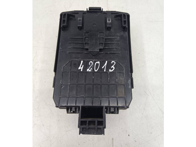 Блок предохранителей 284B94GB0A Infiniti Q50