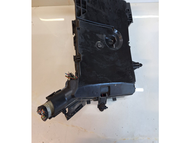 Pojistková skříňka 8264175070, 311100211 Toyota Prius (XW30) 2013