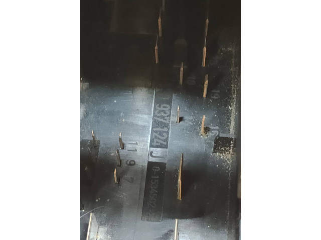 Блок предохранителей 1K0937124J Audi A3 S3 A3 Sportback 8P