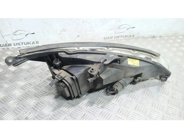 Передняя фара