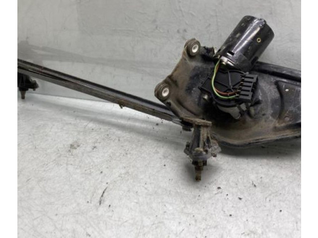 Моторчик дворников     Mitsubishi Space Star