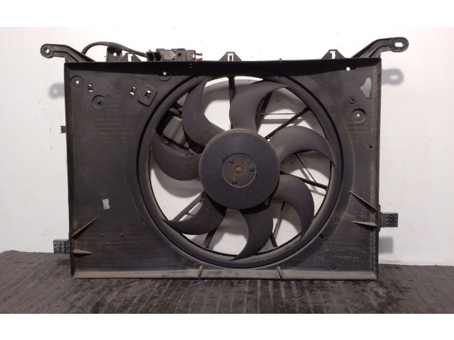 Вентилятор радиатора 30636445, 30680547 Volvo V70