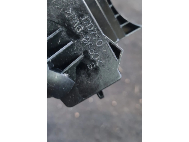 Ручка стеклоочистителей 17D770   Volvo C30