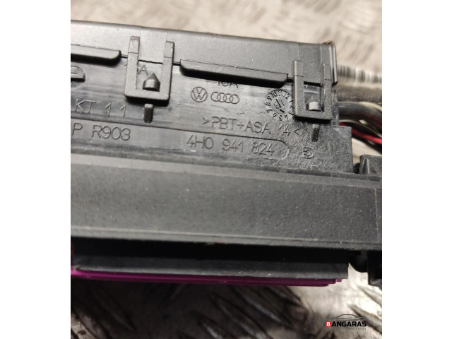 Блок предохранителей 4h0941824   Audi A5 8T 8F    