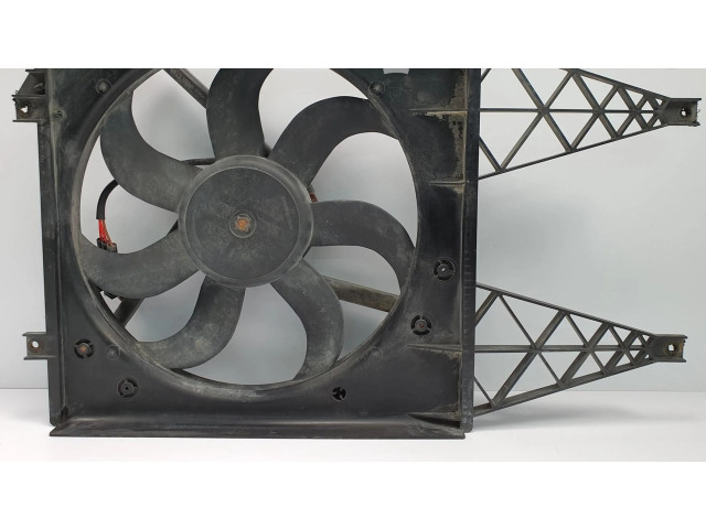 Вентилятор радиатора 6Q0121207L Skoda Fabia Mk1 (6Y)