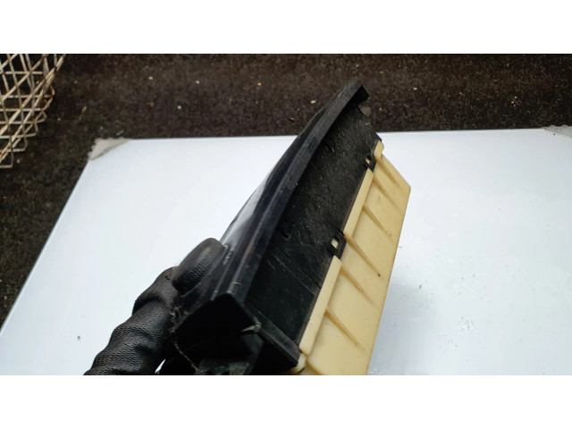 Блок управления климат-контролем PB05CB82C Mazda Premacy