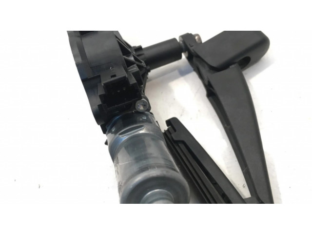 Моторчик заднего дворника A4538200640, 287104721R Smart ForTwo II