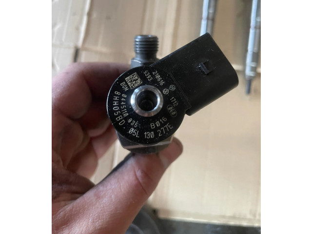 Комплект форсунок 05L130277E Skoda Octavia Mk4