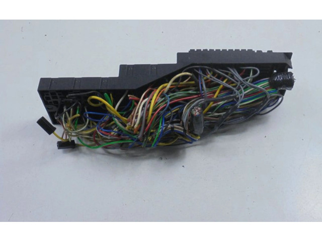 Pojistková skříňka 9559790, 9559790 Saab 900 1990