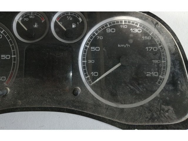 Přístrojová deska Peugeot 307 2001 P9636708880, 9636708880