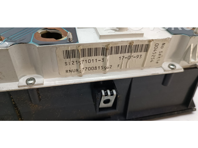 Панель приборов 7700815942   Renault 19       