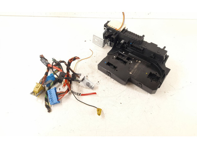 Блок предохранителей  2049009101, 2049004203   Mercedes-Benz GLK (X204)    