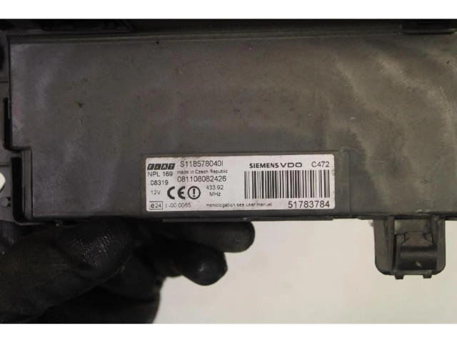   Pojistková skříňka    Fiat Panda II 2010