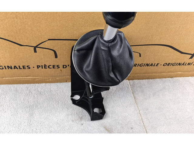 Рычаг переключения передач Fiat 500 Abarth 2008 - года