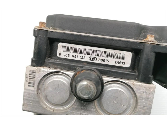 Блок АБС 27536SC020, 0265230481 Subaru Forester SH 2008 - 2013 года