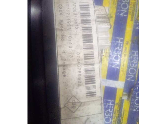 Панель приборов 7700313173 Citroen Xantia