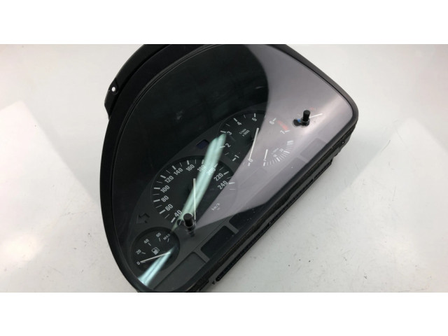 Přístrojová deska BMW 7 E38 1998 8381788