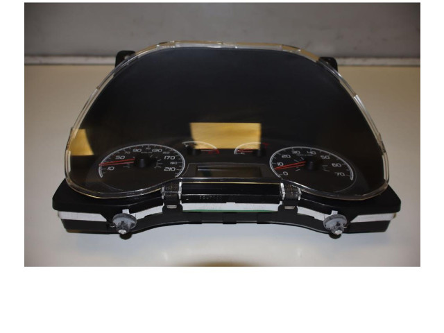 Панель приборов    Fiat Qubo       