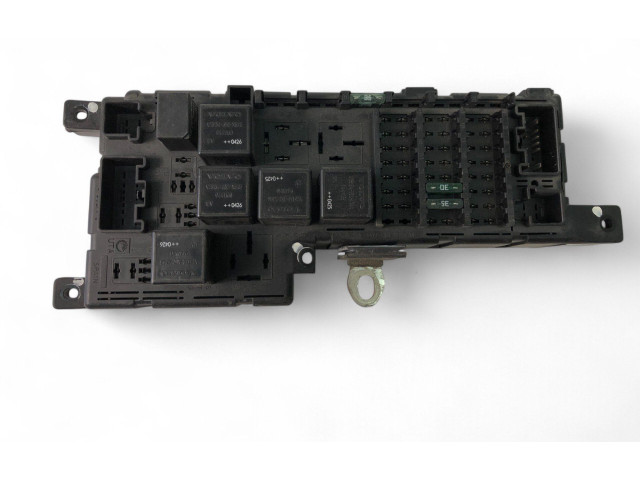 Блок предохранителей    518829106   Volvo V70