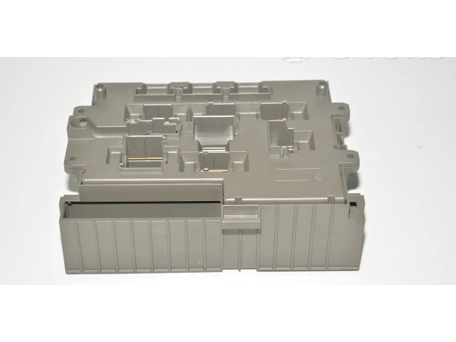 Блок предохранителей 9119446 BMW 1 E81 E87