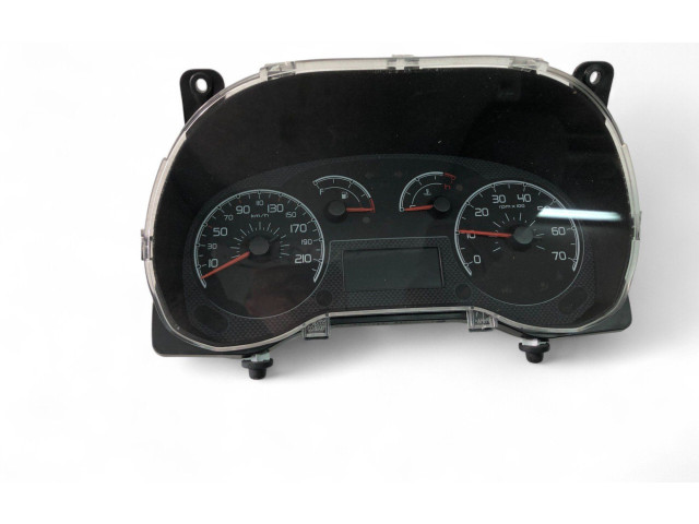 Панель приборов 1369836080   Citroen Nemo       