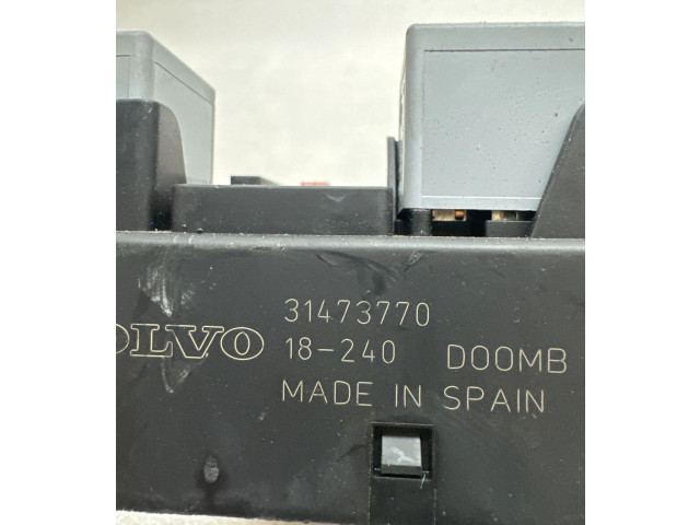 Блок предохранителей 31473770   Volvo XC90    
