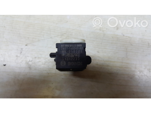 Датчик удара надувных подушек