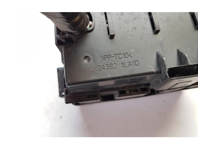 Pojistková skříňka 243821LA1D Nissan Navara D23 2015