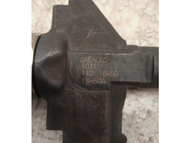 Vstřikovač 13H50A Mazda MPV II LW