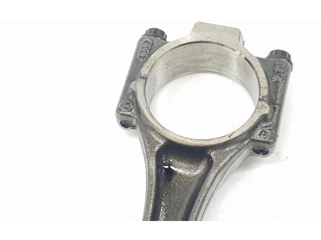 Шатун DGTE 03L105401A, 03L105401A    Skoda Karoq  