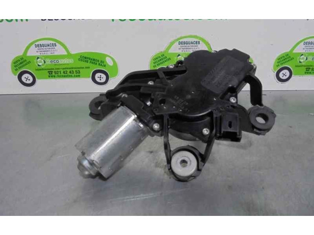 Моторчик заднего дворника 8200080900 Renault Megane II