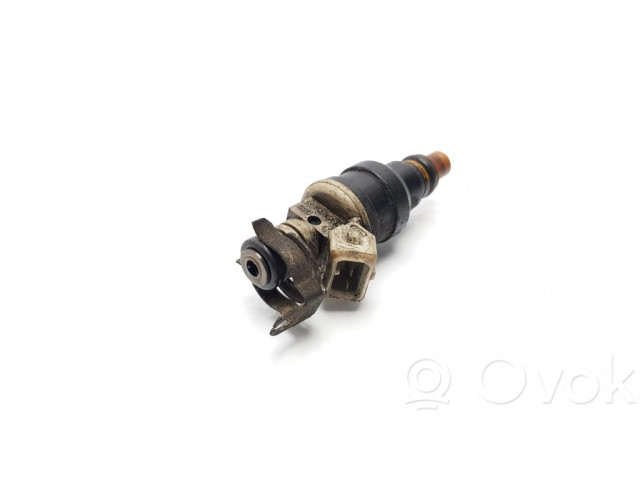 Форсунка 0280150831    Renault Safrane для бензинового двигателя  2