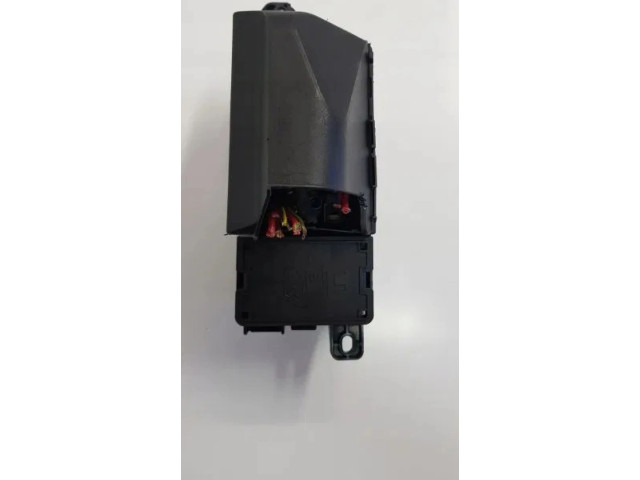 Блок предохранителей     Mini One - Cooper R50 - 53    