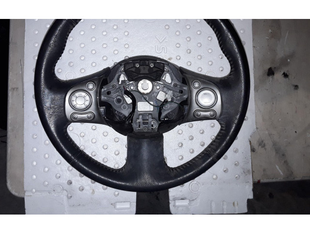 Volant Nissan Micra 2011