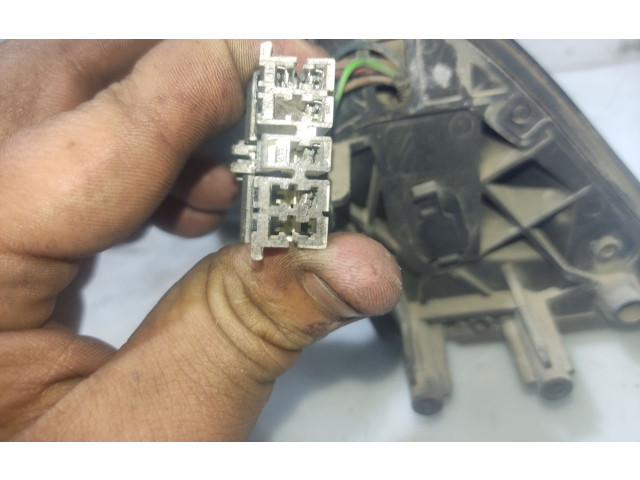 Зеркало (управляемое электричеством)