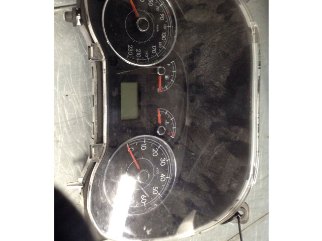 Панель приборов 51828069 Fiat Grande Punto