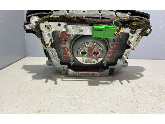 Подушка безопасности водителя 8626843 Volvo V70