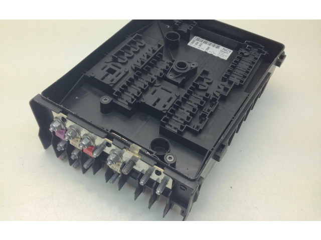 Блок предохранителей 1K0937125A Volkswagen Golf Plus